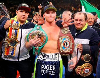 El caritativo gesto de "Canelo" Álvarez a niños con cáncer