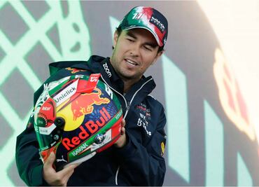 Checo Pérez utilizará casco temático de un superhéroe para el GP de Brasil