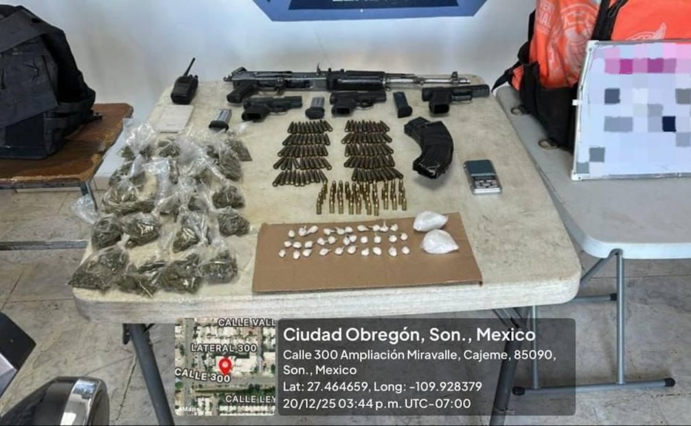 Secretaría de Marina detiene a cuatro presuntos delincuentes en el municipio de Cajeme, en Sonora. Elementos de Semar aseguraron armas, equipo táctico, motos y drogas. Foto: Especial