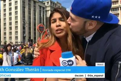 Periodista colombiana sufre acoso en Rusia