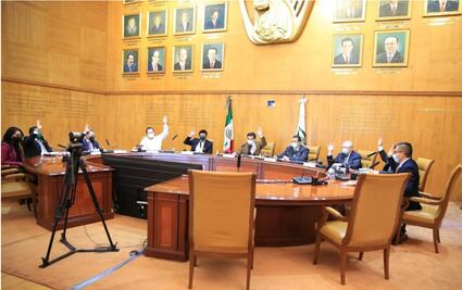 Consejo Técnico del IMSS aprueba cambios de funcionarios; Marcos Bucio va a la Secretaría General