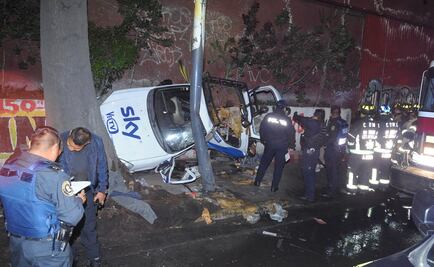 Mueren dos mujeres y dos hombres resultan heridos tras choque en Iztapalapa