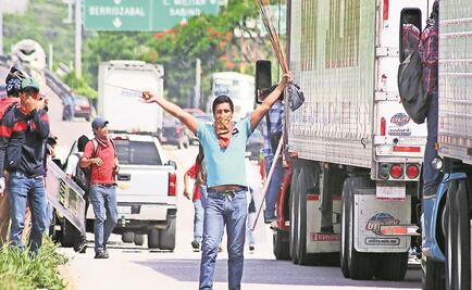 Cumple CNTE cinco días de bloqueos en Chiapas
