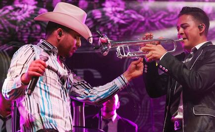 Espinoza Paz presenta disco con mariachi