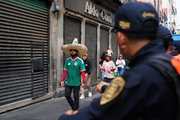 ¡Se llena el Zócalo! Autoridades cierran accesos y envían aficionados a Garibaldi