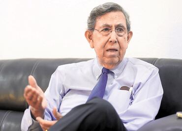 Académicos debaten proyecto de nación con Cuauhtémoc Cárdenas