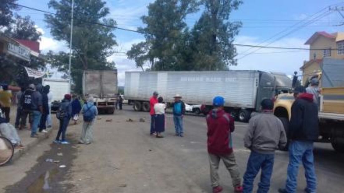 Indígenas protestan contra instalación de casillas en Michoacán