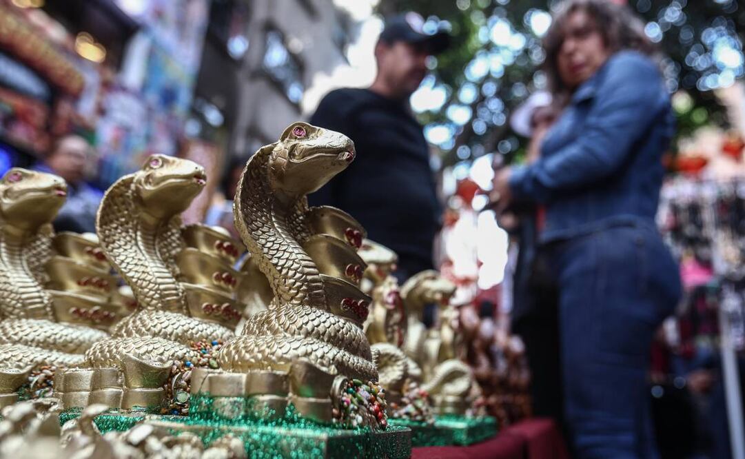 Ambiente previo a la celebración del año nuevo chino en la calle de Dolores. (29/01/25) FOTOS: Gabriel Pano/El Universal