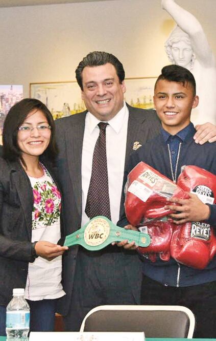 Mauricio suplió en el cargo a su padre, en febrero de 2014 (ALMA MONTIEL. CMB)