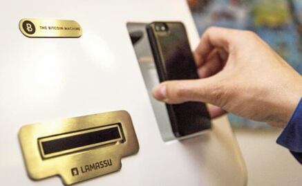 Suspende China operaciones en bitcoins, según reportes