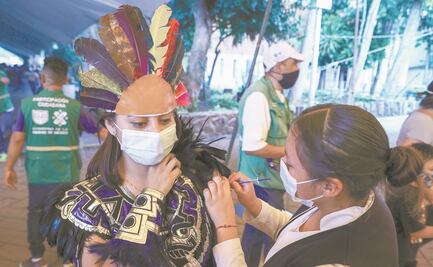 Jóvenes desbordan Deportivo Xochimilco por vacunación