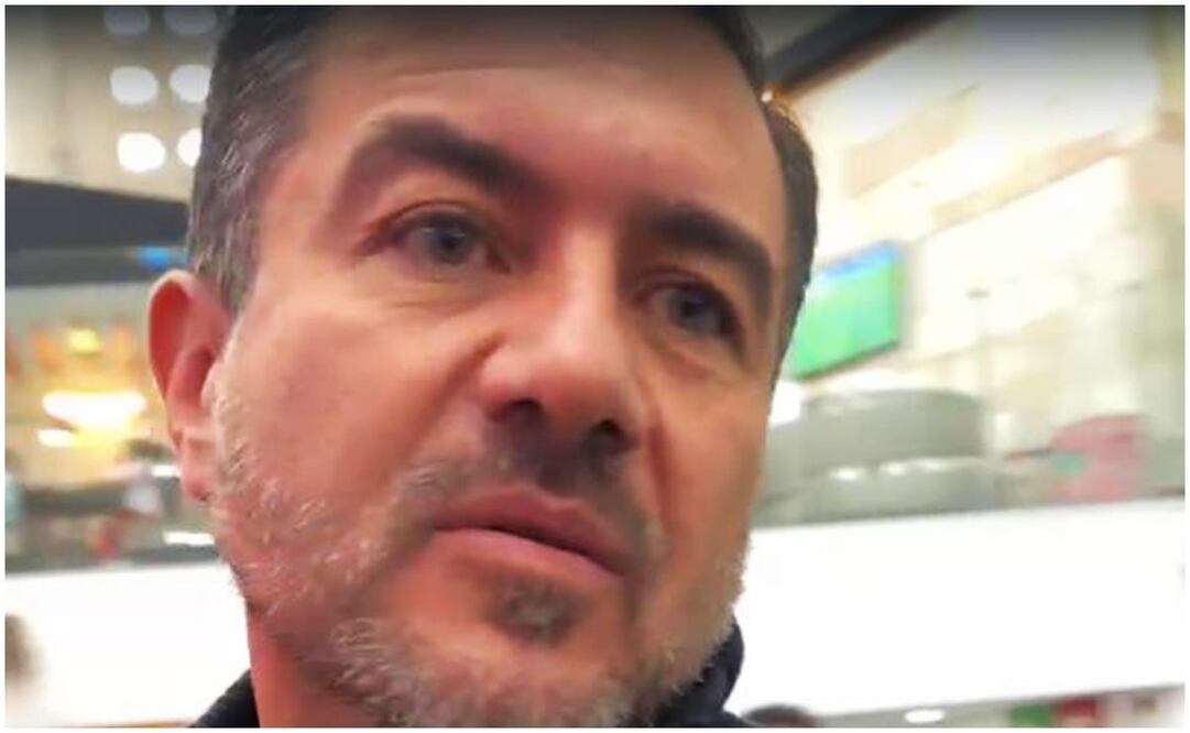 Miguel Ángel Yunes Márquez es increpado por una mujer en el aeropuerto. Foto: Captura de pantalla