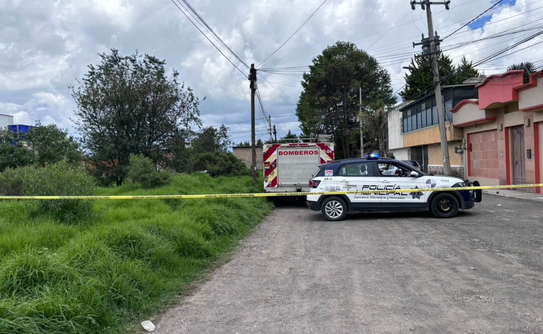 Encuentran tres cuerpos sin vida, pertenecientes a dos hombres y una mujer. Foto: Especial