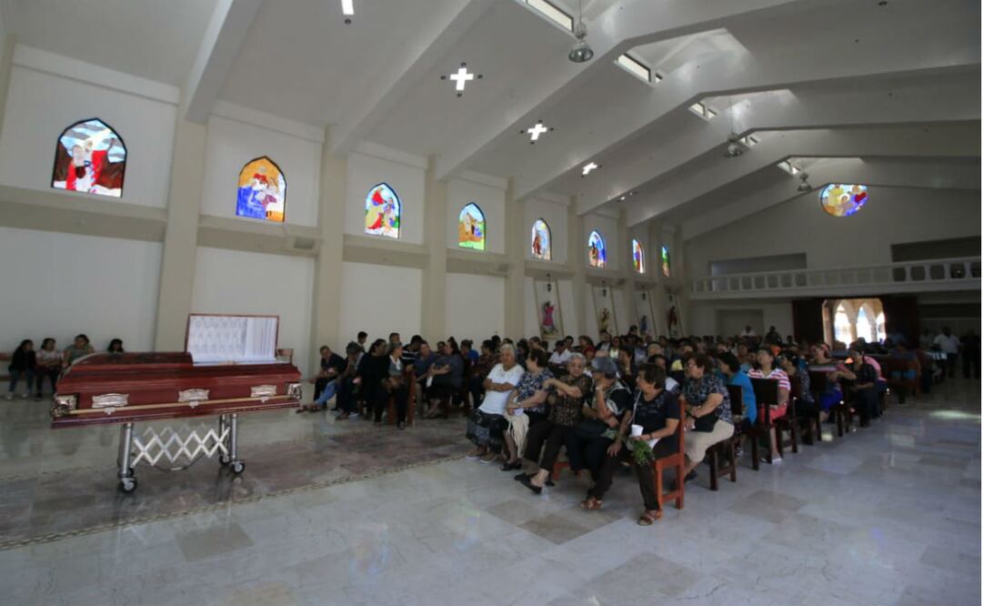 Primer caso. Doña María Soledad fue velada ayer y hoy le dieron el último adiós. Foto: Luma López