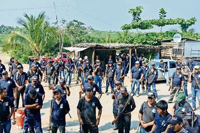 Autodefensas en Michoacán se declaran en alerta; blindan la Sierra-Costa 