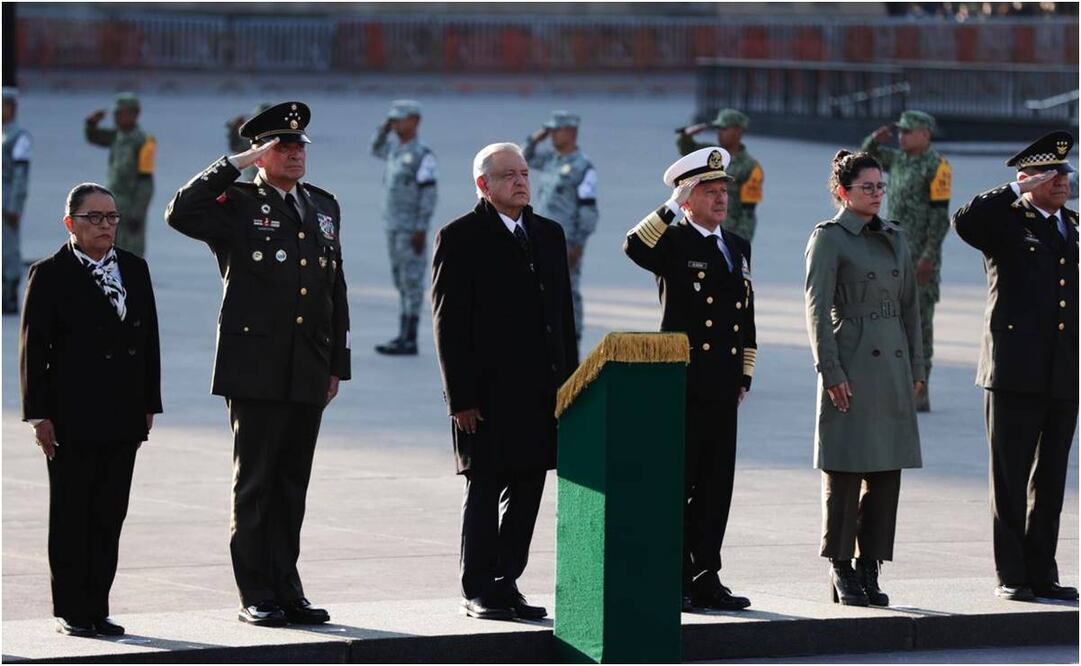 AMLO en la ceremonia de conmemoración por la víctimas del 19s de 1985 y 2017. Foto: Diego Simón/ EL UNIVERSAL