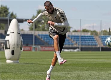 Real Madrid reinicia su camino al título en "nueva casa"