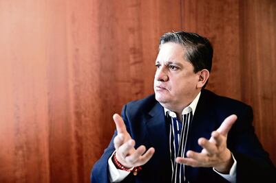 Senador pide regular servicio de transporte