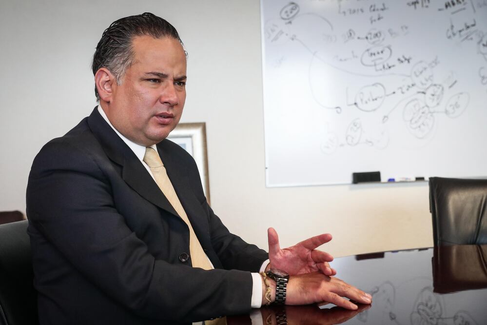 El titular de la Unidad de Inteligencia Financiera, Santiago Nieto. Foto: Archivo