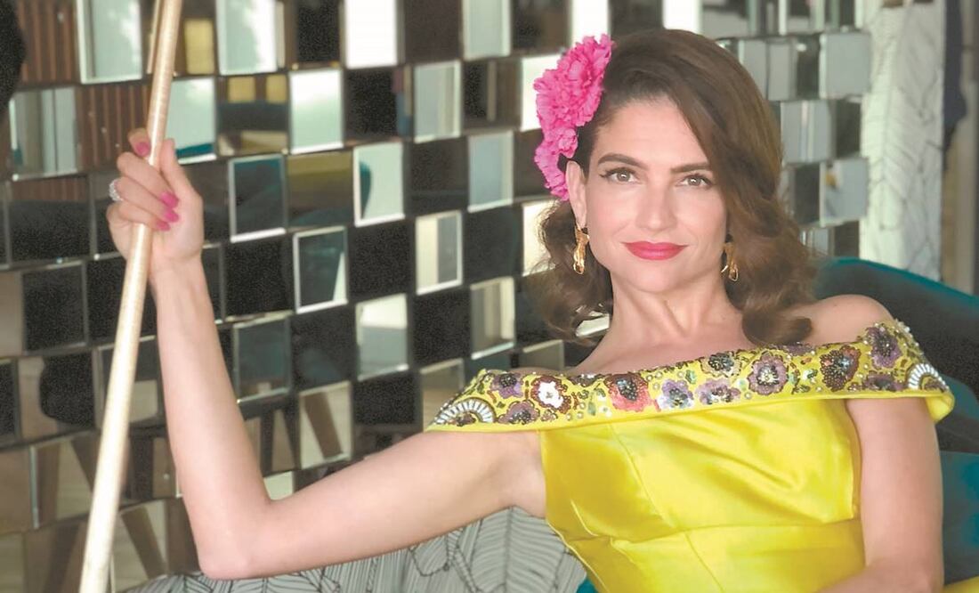 Natalia ahora divide su tiempo entre México y Miami para cuidar a su hija, con quien este lunes celebró el Día de las Madres. Foto: Sony Music.