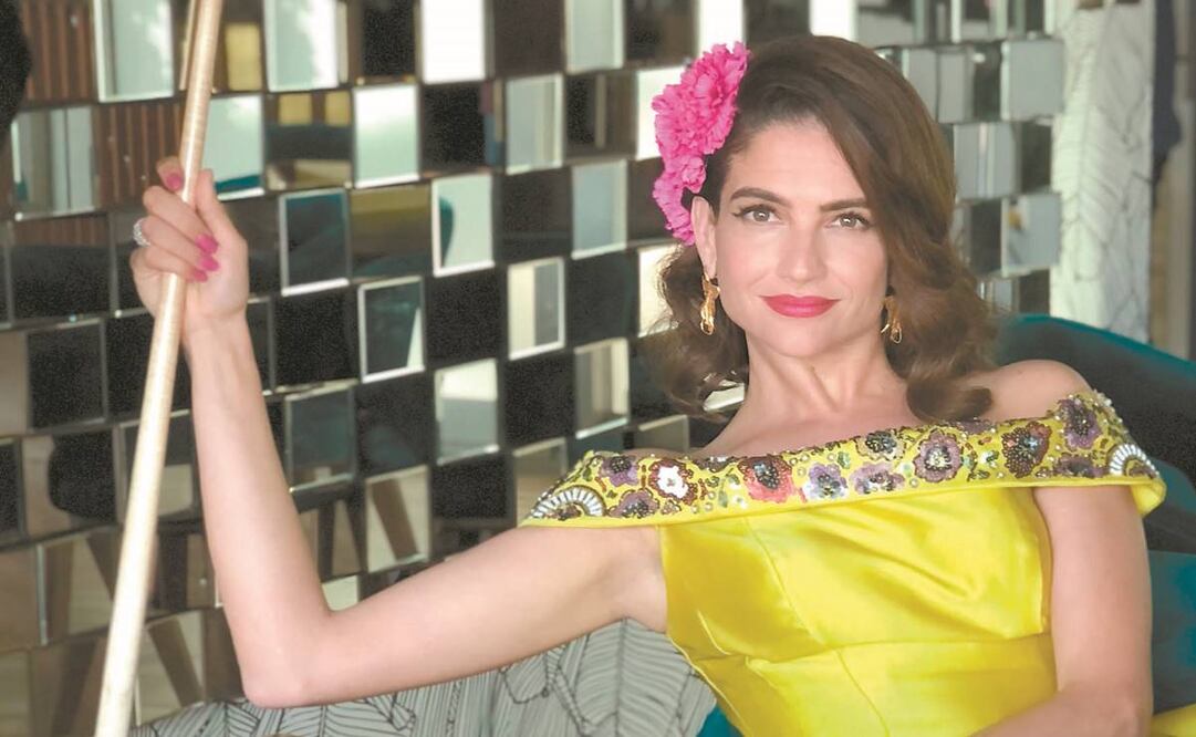 Natalia ahora divide su tiempo entre México y Miami para cuidar a su hija, con quien este lunes celebró el Día de las Madres. Foto: Sony Music.