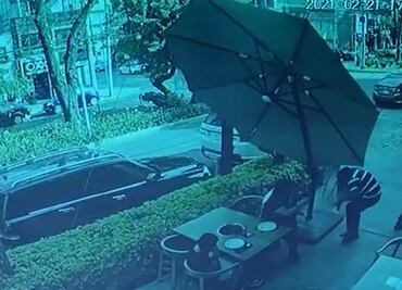 Video. Asaltan restaurante en Lomas de Chapultepec y víctima les responde a balazos