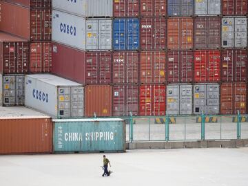 Guerra comercial puede reducir 0.7% el crecimiento económico global, alertan; países intentan adaptarse lo más rápido posible: CCI