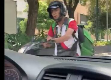 Detienen a repartidor que agredió a conductor en Polanco