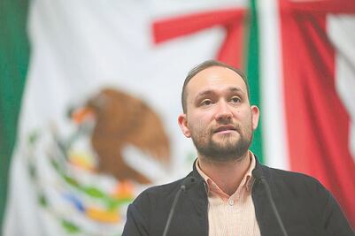 Morena responde al PAN: todos los partidos han postulado a líderes religiosos y de sectas