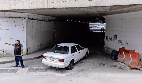 Arreglan dos bajopuentes en la autopista México-Puebla