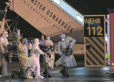 Ómicron se esparce por Europa y Reino Unido