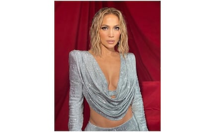 Jennifer Lopez se desnuda para anunciar su nuevo material musical