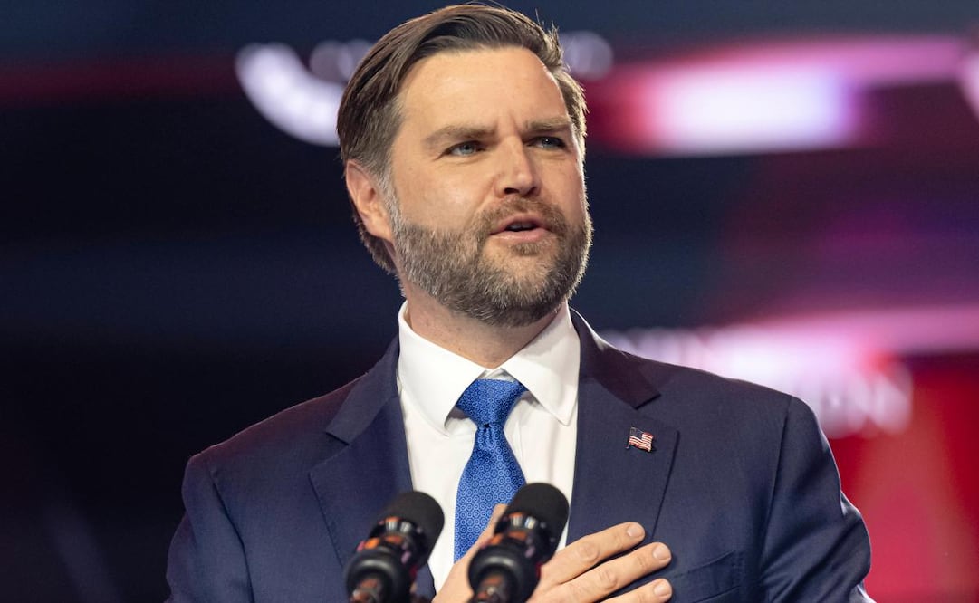 El vicepresidente J. D. Vance habla durante el AmericaFest 2025 de Turning Point USA, el 21 de diciembre de 2025, en Phoenix. Foto: AP