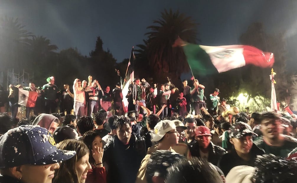 Así se vivieron los festejos en ciudades de
ciudades de Tamaulipas, Guanajuato, Sinaloa y Zacatecas. Fotos: Roberto Aguilar Grimaldo, Irma Mejía y Xóchitl Álvarez/ EL UNIVERSAL