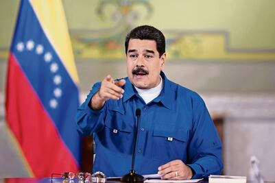 Colombia entrena a venezolanos para ataques: Maduro