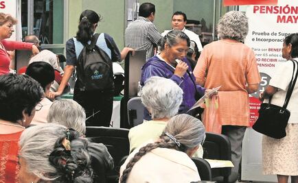 86% de las mujeres mexicanas cotiza con menos de 5 salarios mínimos: Amafore 