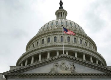 Congreso de EU prevé demanda contra financiación del muro de Trump