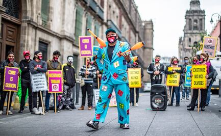 Hacen circo y maroma para que los dejen trabajar