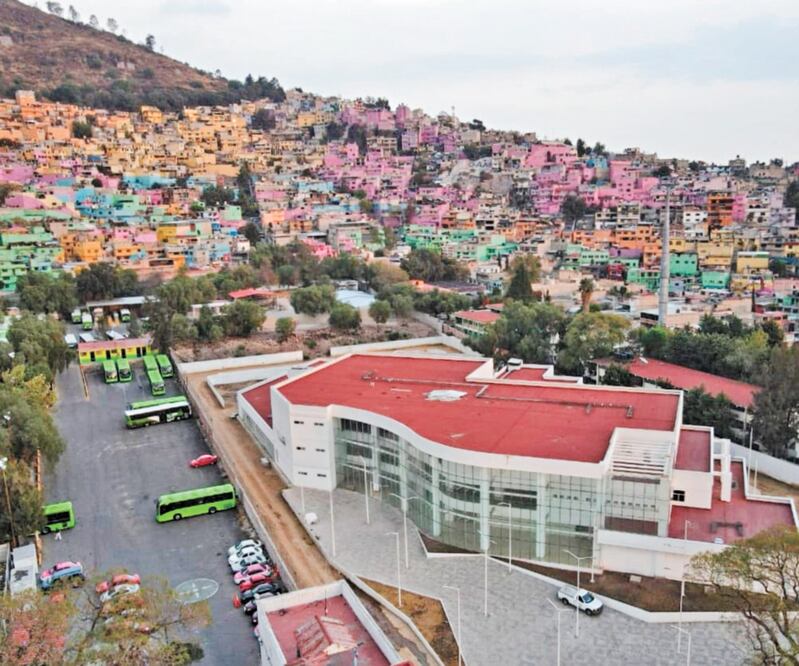 La construcción del hospital en la colonia Pastora lleva detenida dos años. Ante la emergencia sanitaria, se prevé que esté listo, a más tardar, el 28 de febrero. Foto: ESPECIAL