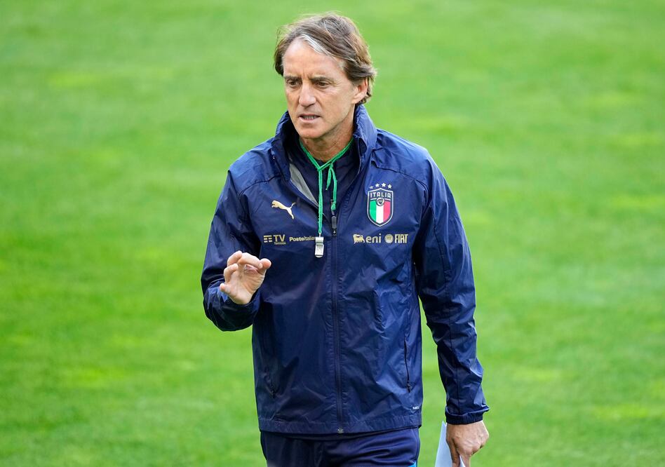 Roberto Mancini de cara al duelo con Inglaterra / Foto: AP