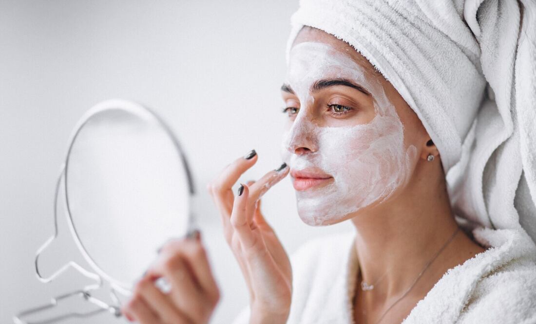 Esta mezcla de bicarbonato y maicena es ideal para pieles grasas y mixtas. Foto: Freepik