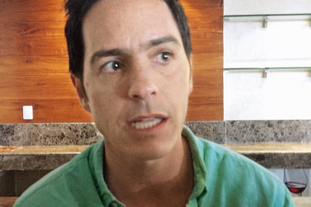 El actor contó que no averiguó quién le robo su cuenta de Twitter (ADRIANA VARILLAS. EL UNIVERSAL)