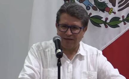 Necesitamos a la oposición para aprobar reformas; dialogar con ellos no me hace traidor: Monreal