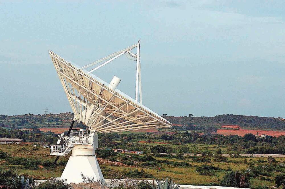 La participación del grupo financiero en la licitación de la Red Compartida tiene pros y contras, dice el presidente de la Amedi (ARCHVO EL UNIVERSAL)