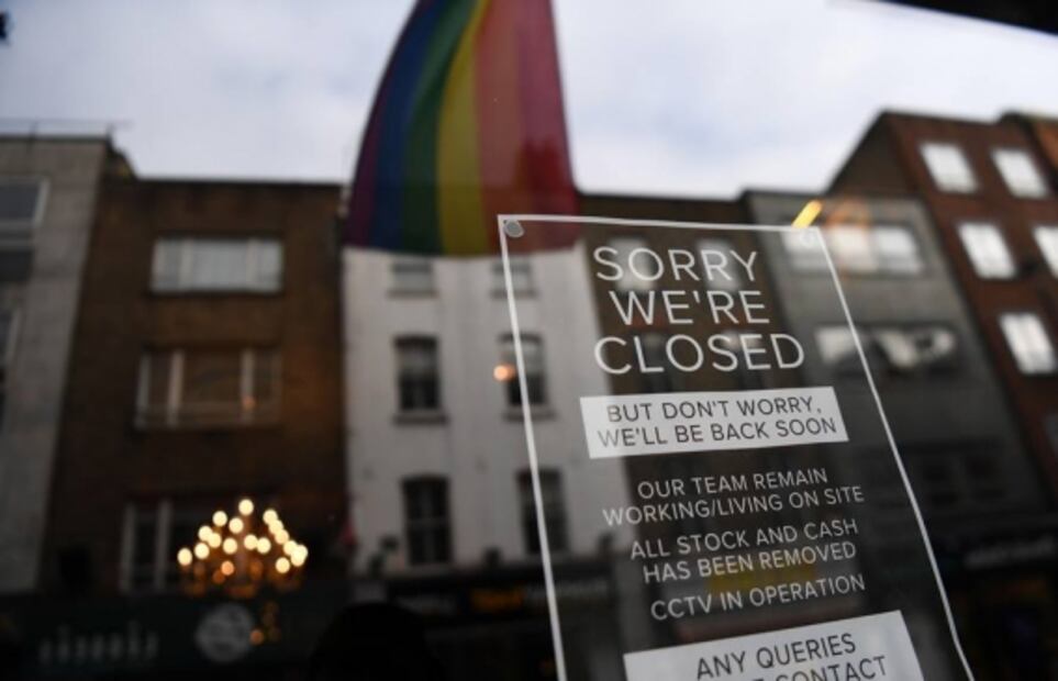 Entra en vigor en Inglaterra confinamiento que durará hasta diciembre por Covid-19