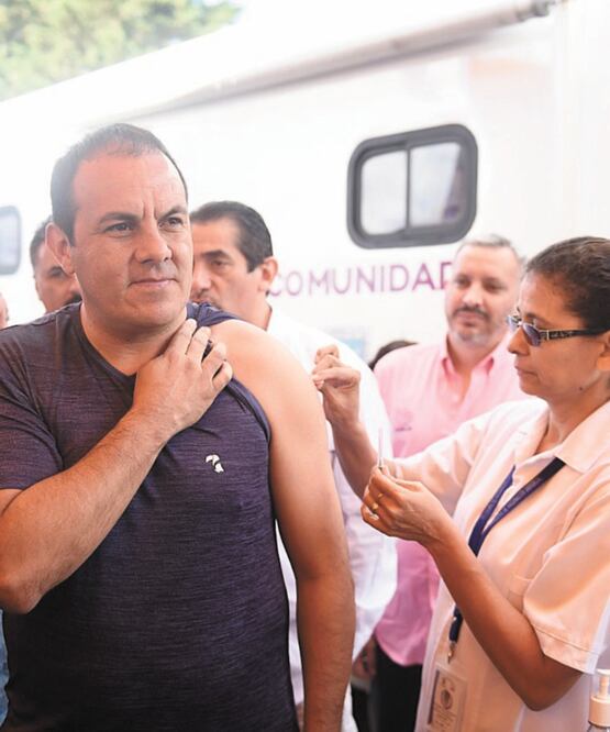El gobernador Cuauhtémoc Blanco dio banderazo de inicio a la Campaña de Vacunación Contra la Influenza 2019-2020. 