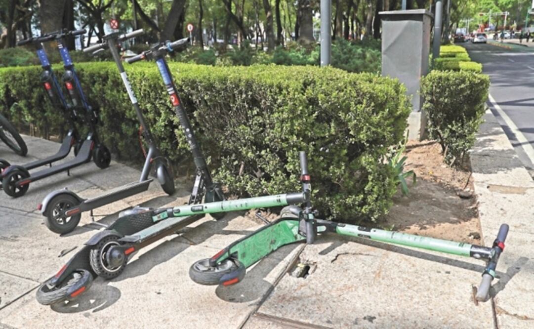 Sheinbaum pide a empresas de renta de scooters que cumplan con la ley