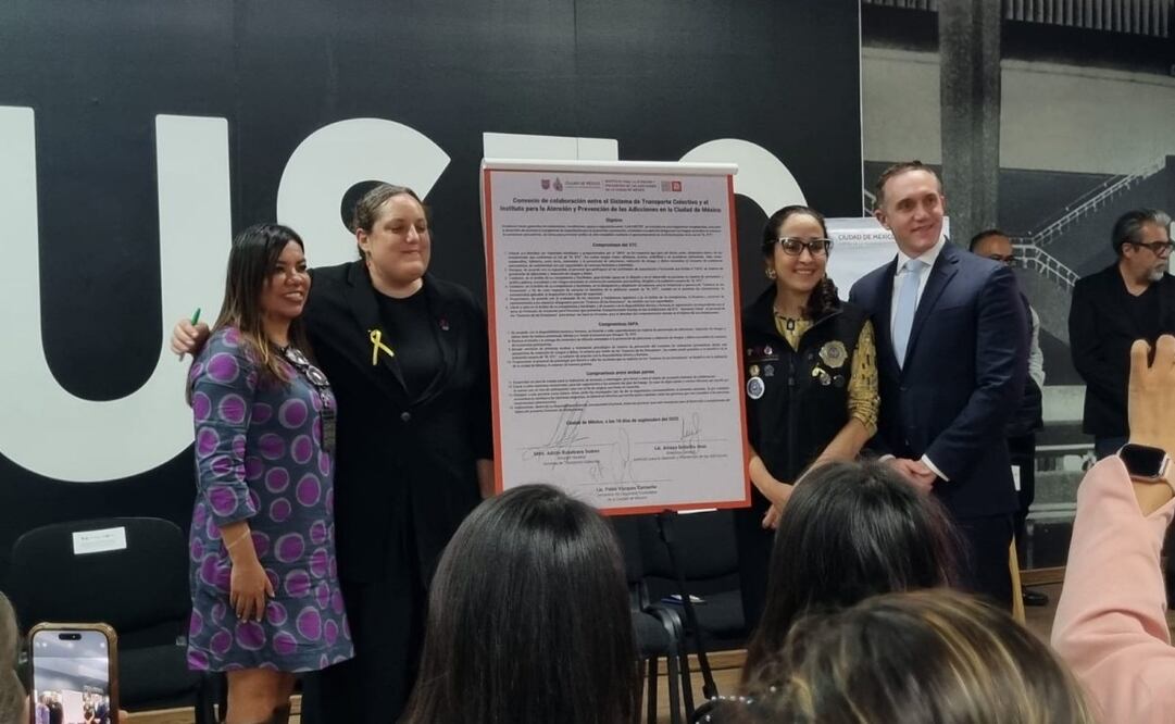 Metro de la CDMX firma convenio con IAPA para mejorar salud mental y prevenir el suicidio.
Foto: Frida Sánchez