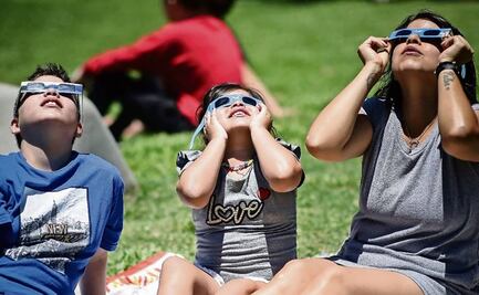 Eclipse solar anular 2023: ¿Qué es la retinopatía solar y cómo evitar padecerla?