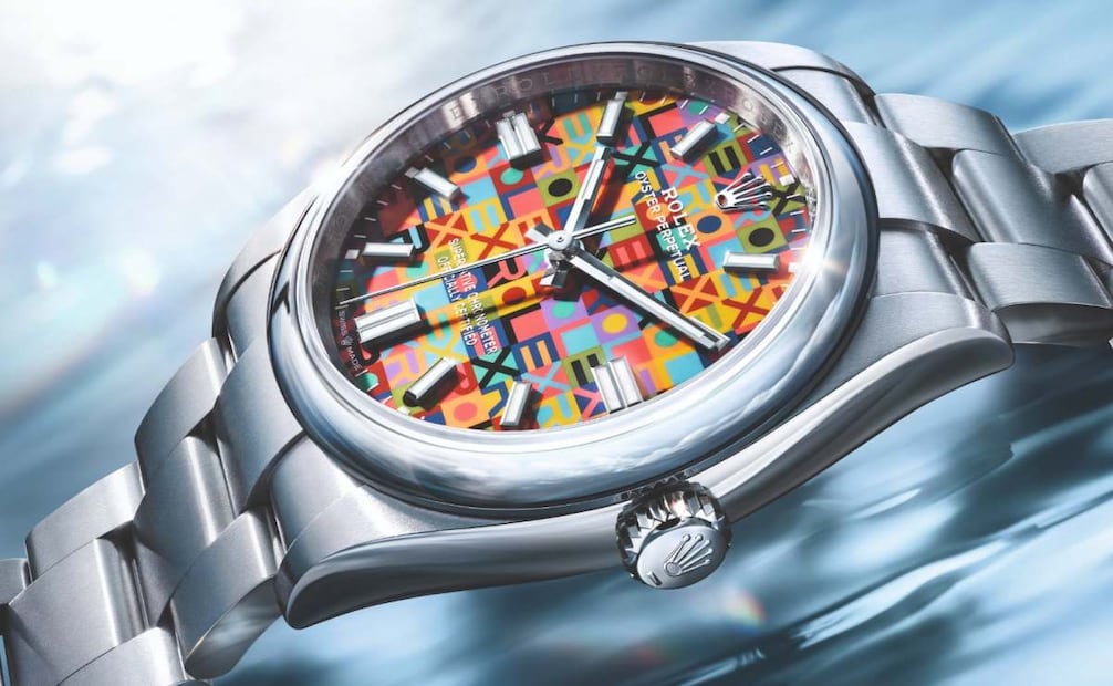 La esfera es un mosaico donde las letras de Rolex se entrelazan en una composición gráfica que combina 10 tonos. (25/08/26) Foto: Especial